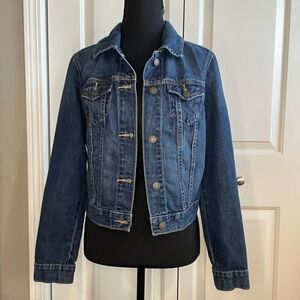 Old Navy Classic Jean Jacket, Small